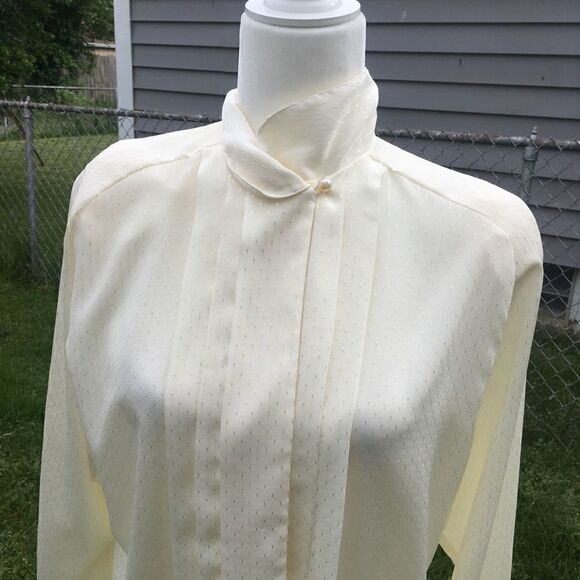 VINTAGE BLOUSE - Picture 4 of 11